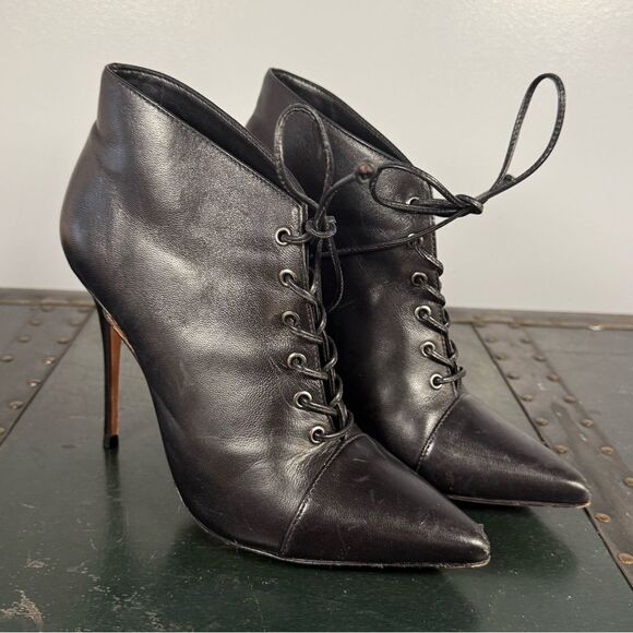 Schutz Teenie Pointed Toe Lace-Up bootie 7.5 B - Picture 1 of 5